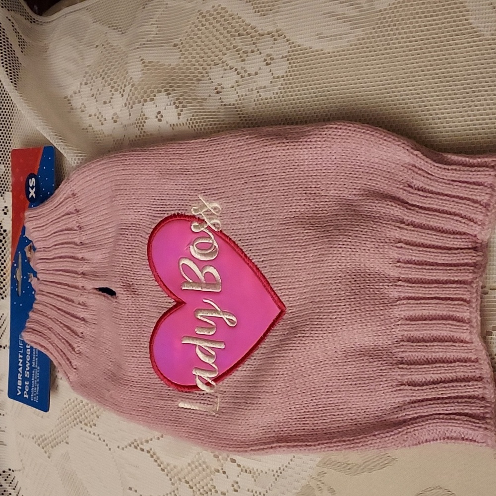 Nwt XS Pet Sweater back length 10.5 inches